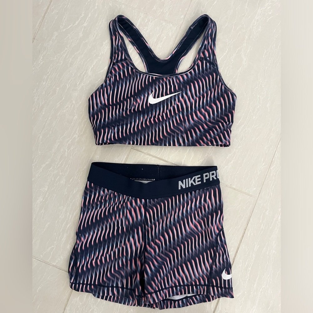 Nike Women's Athletic Shorts and Sports Bra Set - Black and Pink